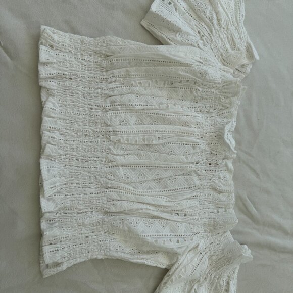 NWT White Eyelet Lace Crop Off Shoulder Top - Picture 5 of 6